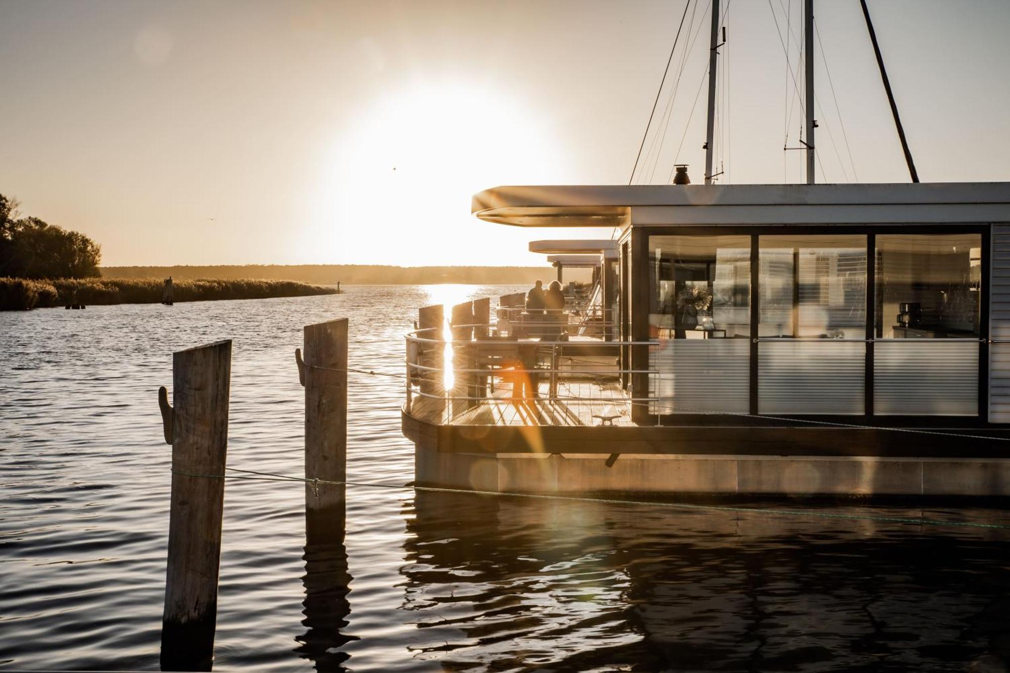 Floatinghouses Peenemuende Luaran gambar